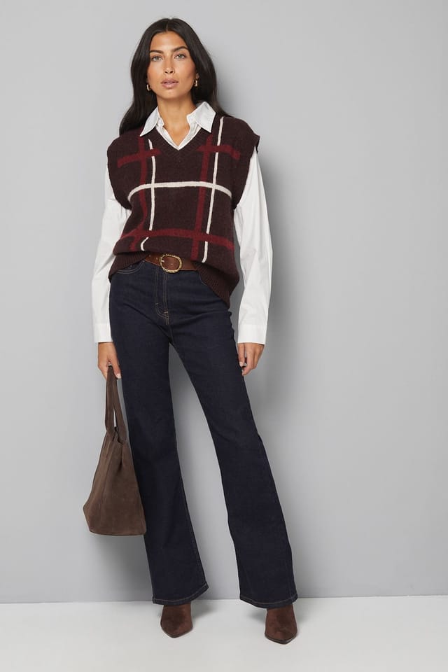 Wallis Wallis Women's 2 in 1 Check Knitted Vest in Burgundy - 2