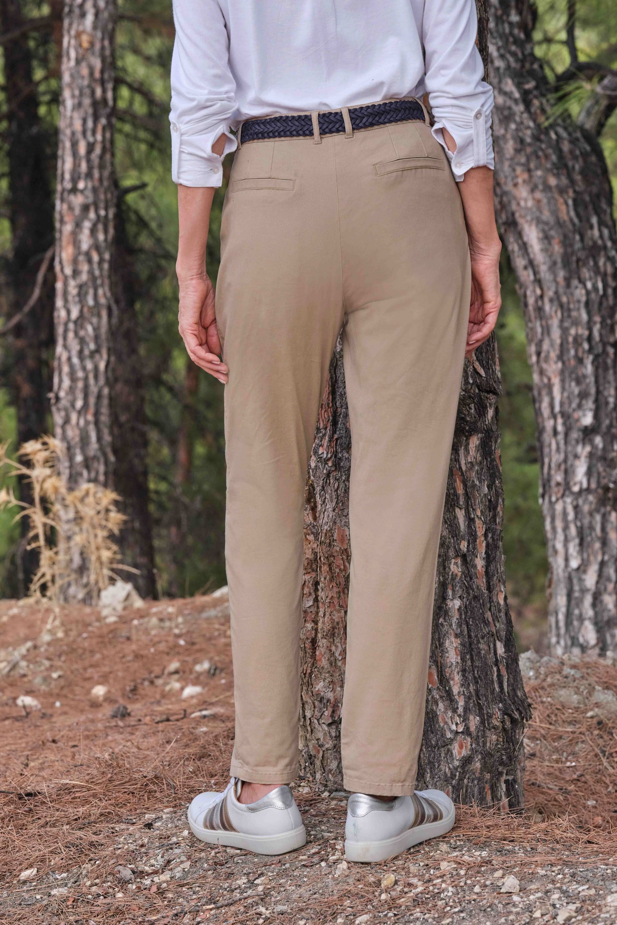 WoolOvers WoolOvers Women's Cotton Relaxed Trousers in Camel - 2