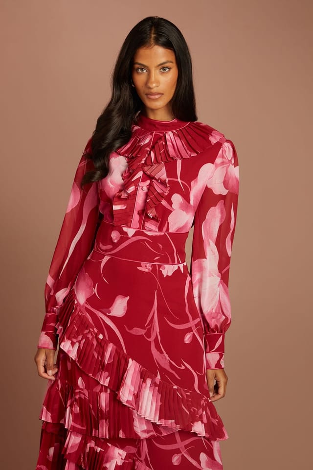 Coast Coast Women's Petite Printed Long Sleeve Pleated Tiered Midaxi Dress in Red - 2