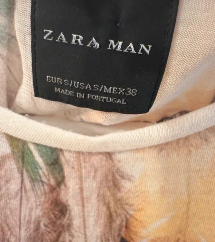 Zara Zara unusual funky crazy print tee t shirt size small