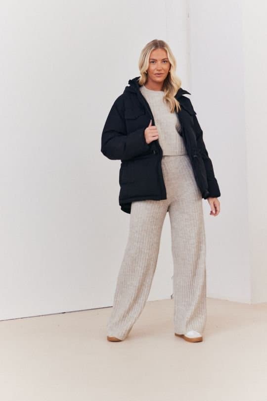 In The Style In The Style Women's Black Hooded Drawstring Waist Puffer Coat