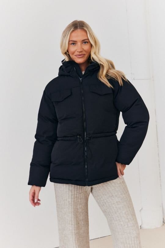 In The Style In The Style Women's Black Hooded Drawstring Waist Puffer Coat - 2