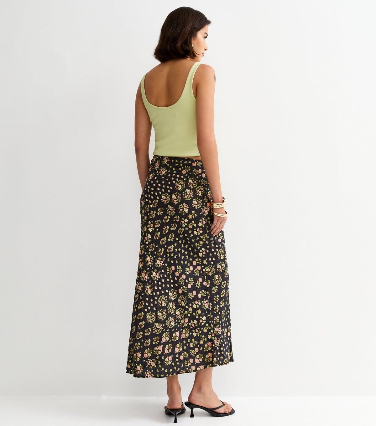 New Look Women's Black Floral Bias Cut Midi Skirt New Look - 4