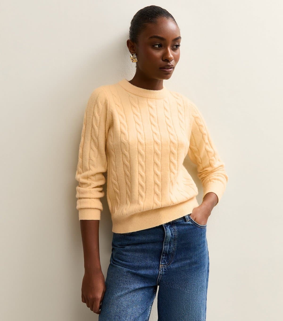 New Look New Look Light Yellow Cable Knit Crew Neck Jumper