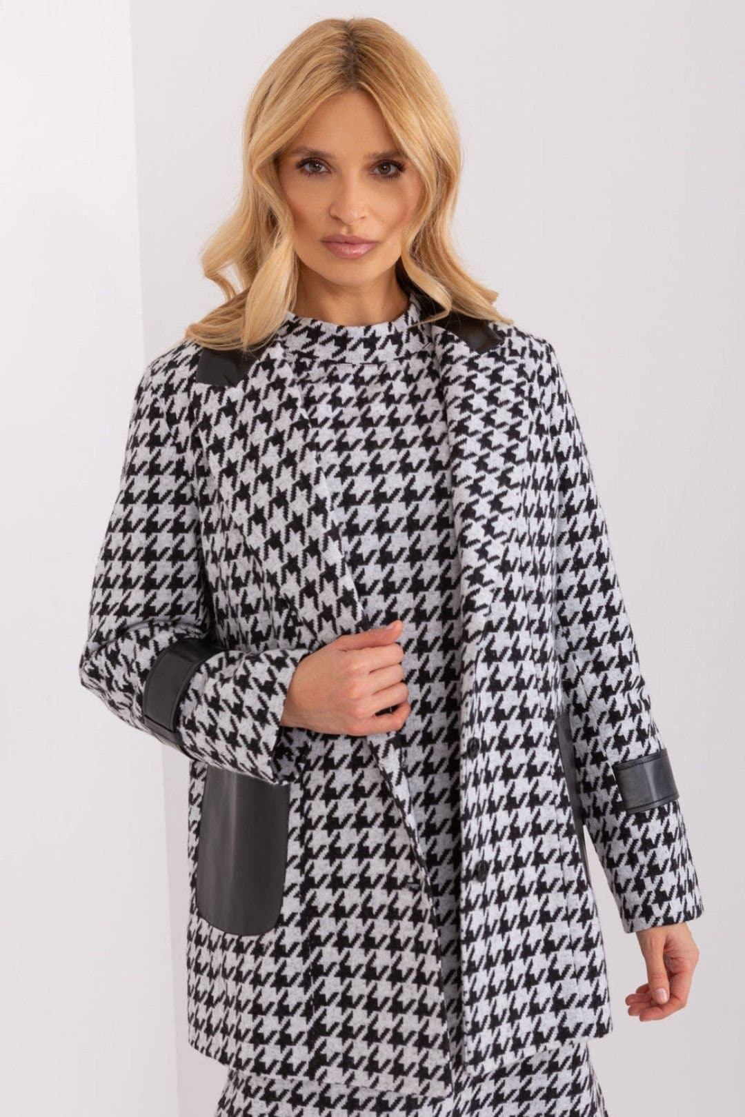 Love Lace Love Lace Women's Peplite Lined Collar Button Jacket with Pockets in Black