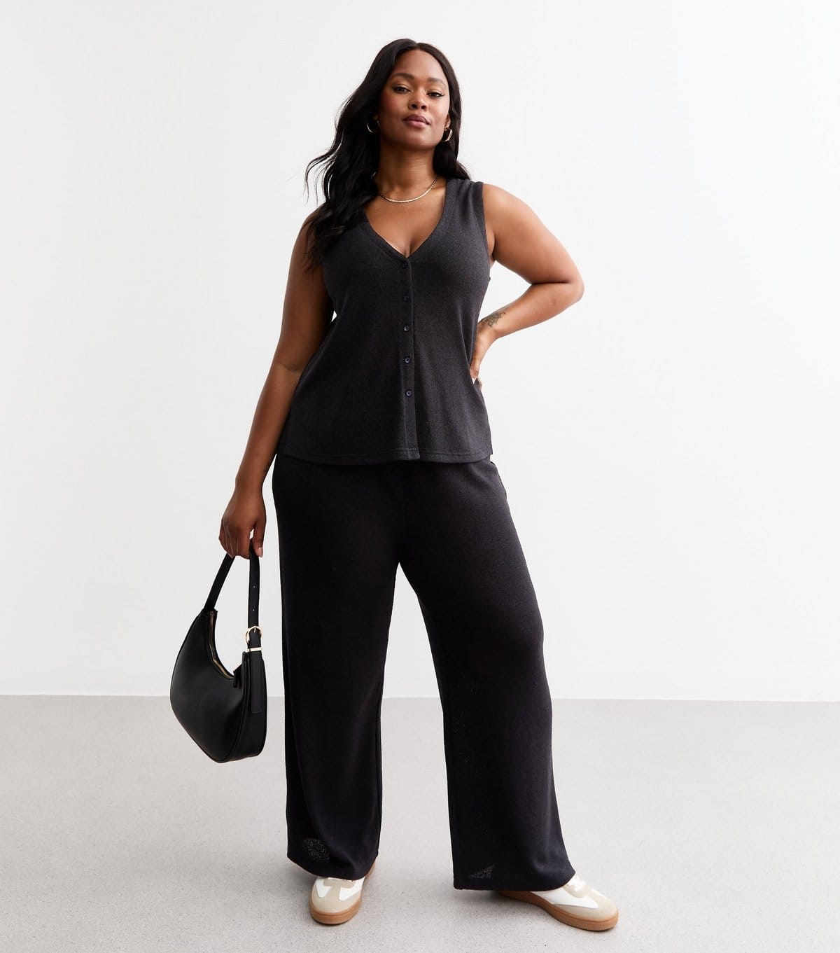 New Look Plus Size Black Soft Touch Wide Leg Trousers