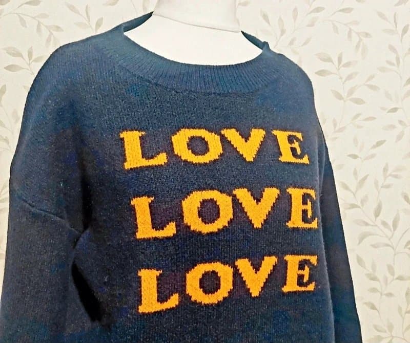Never Fully Dressed Never Fully Dressed. Jumper. Size 8.