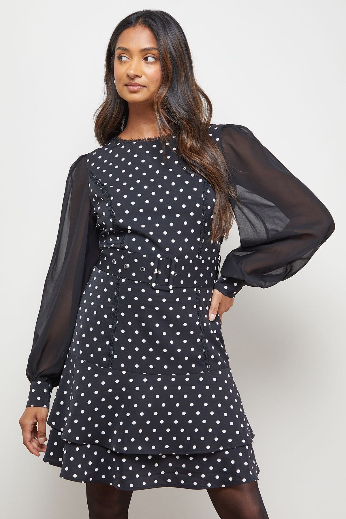 Oasis Oasis Women's Polkadot Belted Balloon Sleeve Flippy Mini Dress in Mono - 4