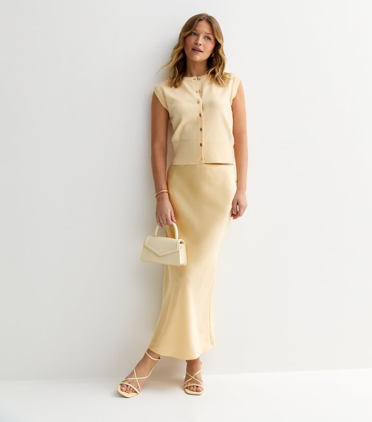 New Look Women's Light Yellow Satin Bias Cut Midi Skirt New Look