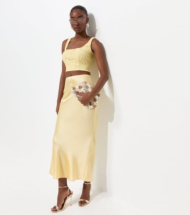 New Look Women's Light Yellow Satin Bias Cut Midi Skirt New Look - 3