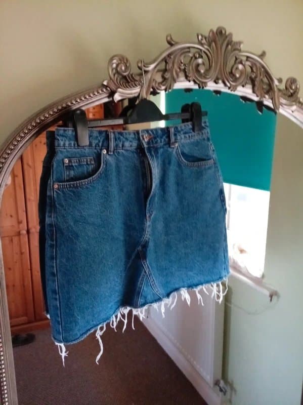 Vintage Dressing Ladies size 16 denim raw hem skirt