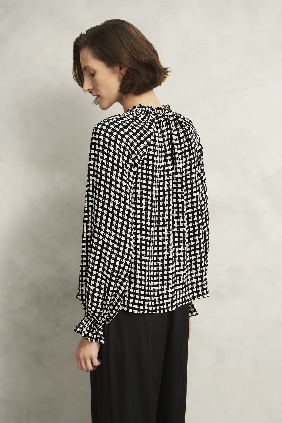 Hobbs London Hobbs London Women's Hewlett Top in Black - 4