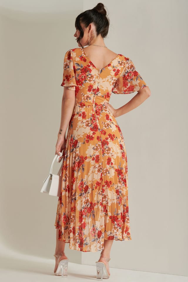 Jolie Moi Jolie Moi Women's Pleated Chiffon High Low Maxi Dress in Red - 2