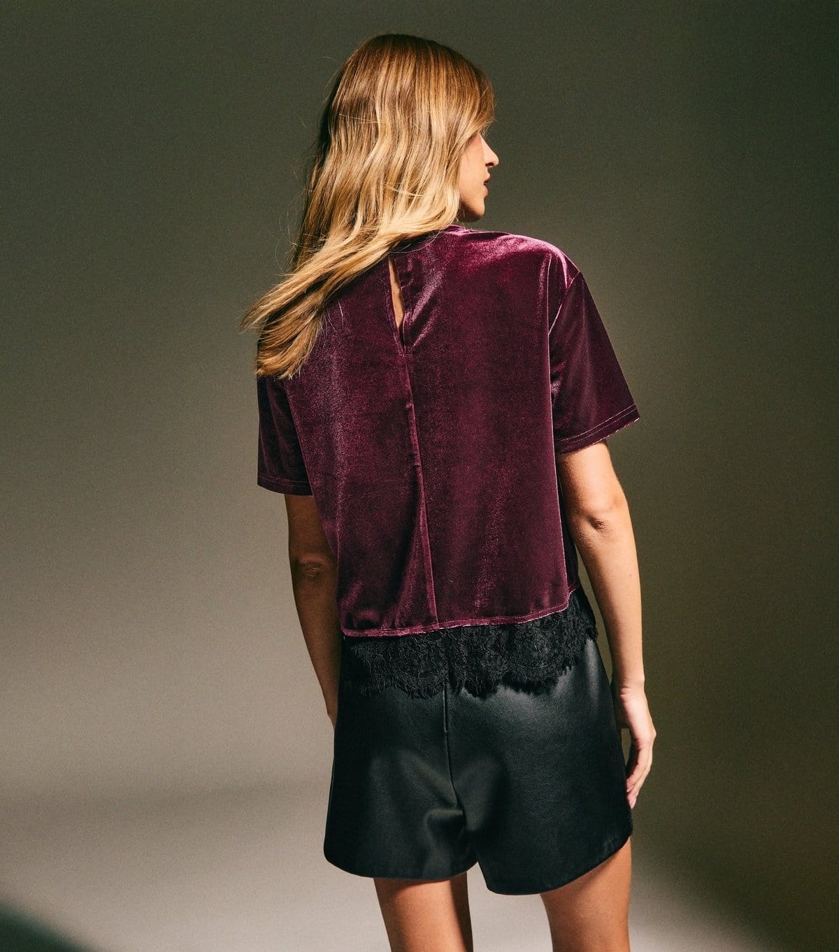 New Look Women's Dark Burgundy Lace Trimmed Velvet Top New Look - 4