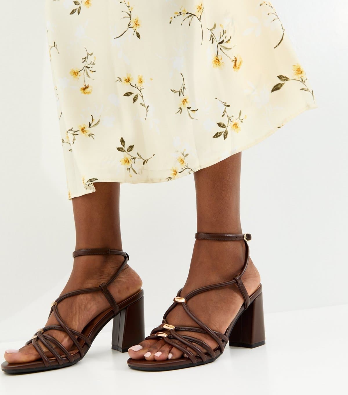 New Look Women's Dark Brown Faux Leather Strappy Hardware Block Heel Sandals Vegan New Look