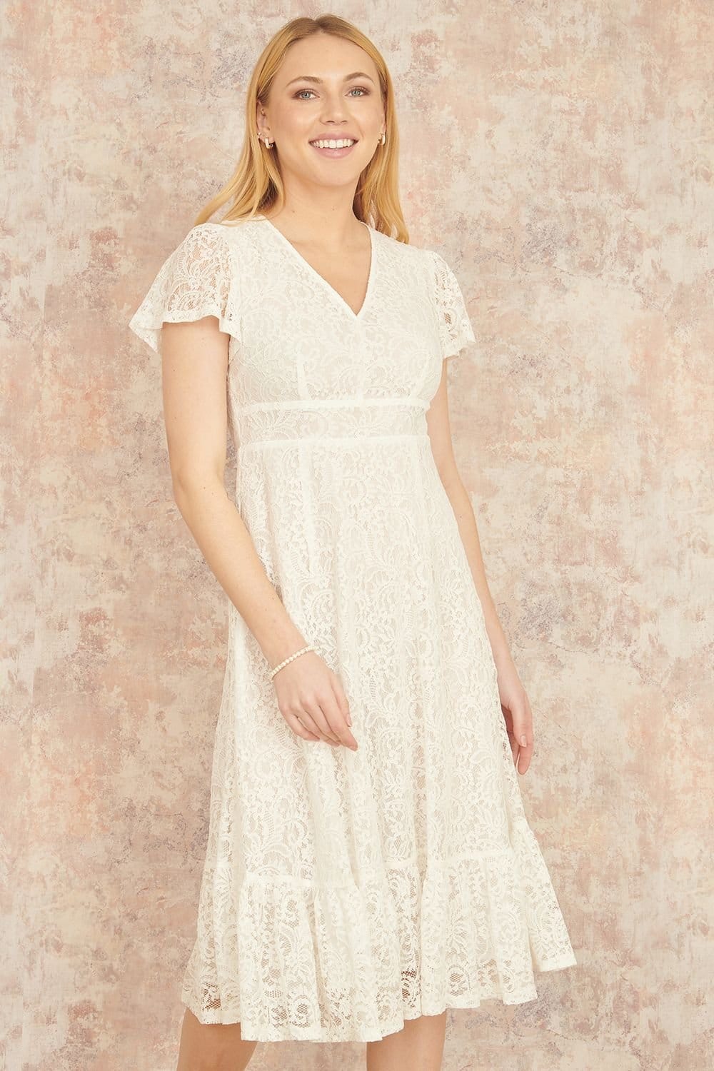 Yumi Women's White Lace Midi Skater Dress