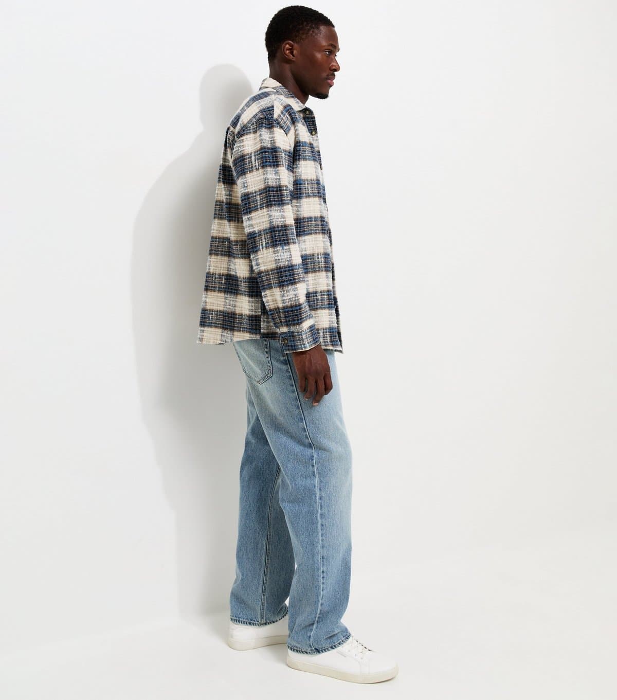 New Look Men's Light Blue Cotton Relaxed Fit Jeans New Look