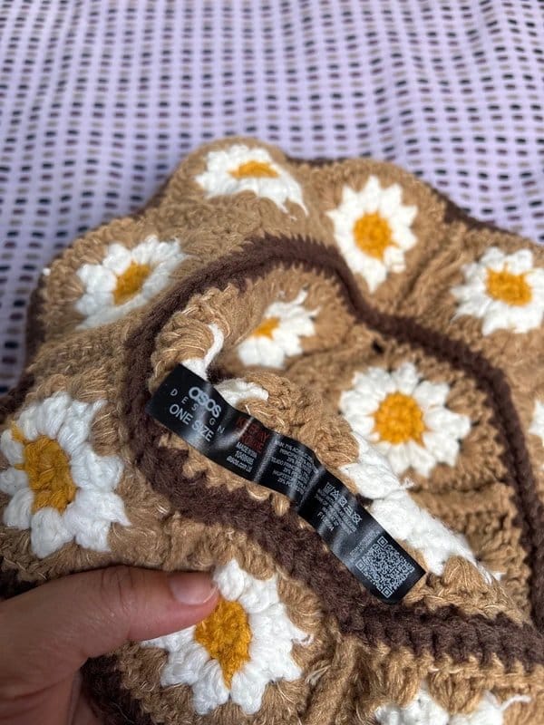 ASOS Design ASOS Design Knitted floral hat Brown yellow white - 1