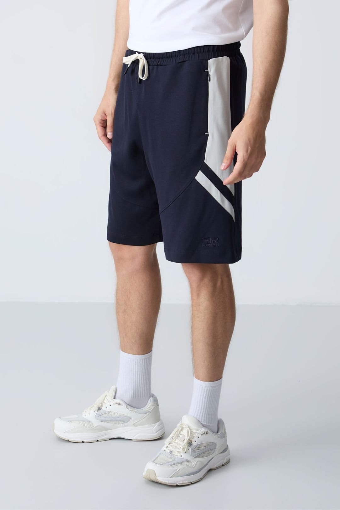 Tommy Life Tommy Life Men's Fleece Sweat Shorts in Navy - 4