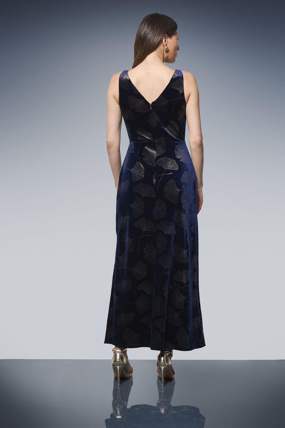 Wallis Wallis Women's Metallic Velvet Ruched Maxi Dress in Navy - 3