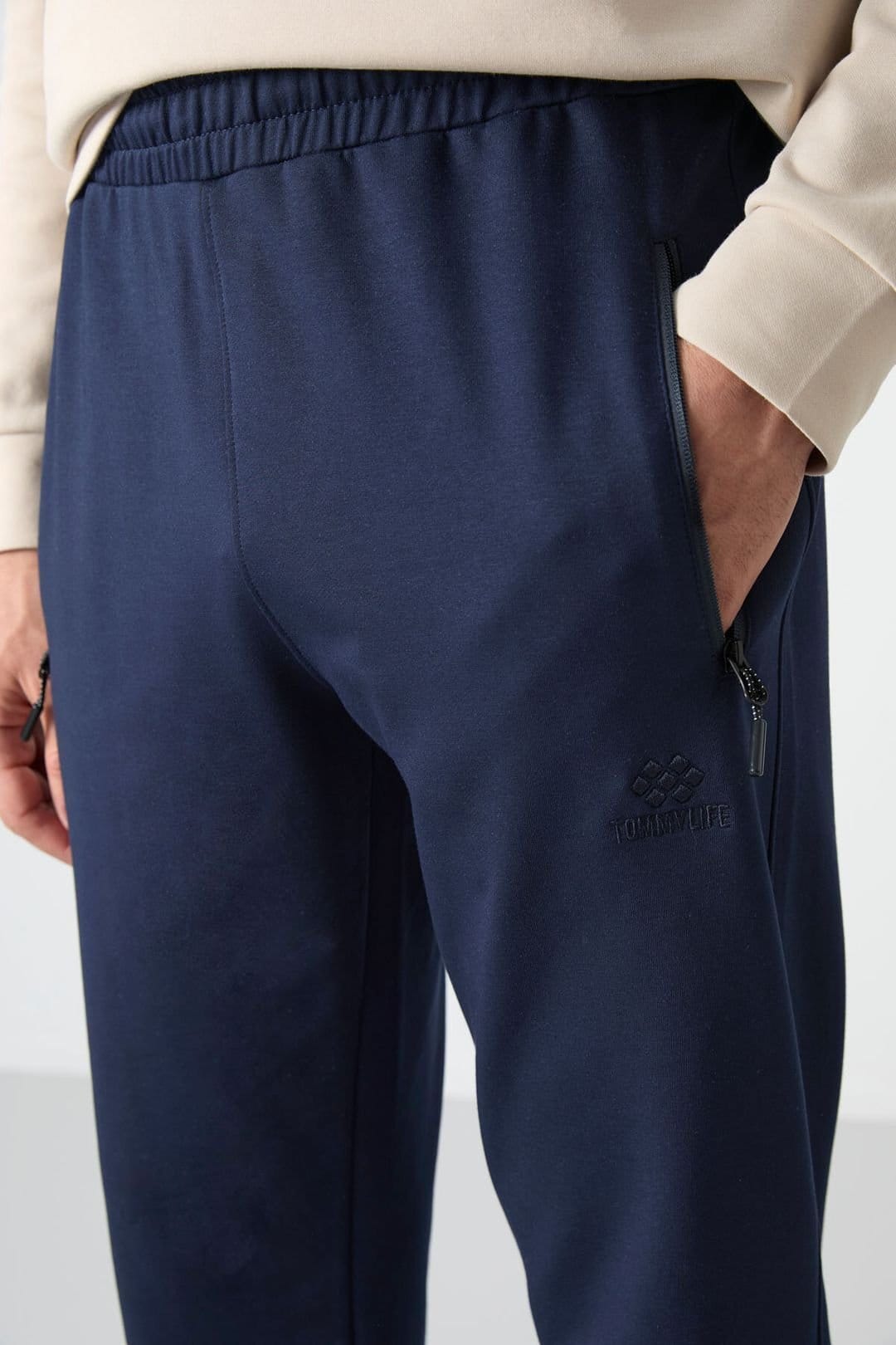 Tommy Life Tommy Life Men's Regular Fit Straight-Leg Sweatpants in Dark Navy - 4