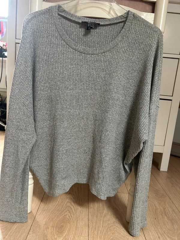 New Look Over sized ribbed long sleeve top