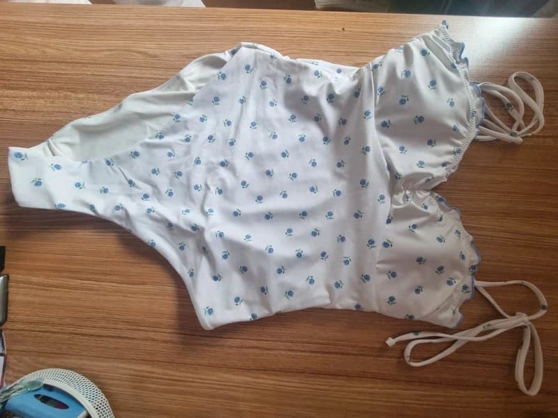 H&M NWT HM nwt floral ruffle one-piece swimsuit UK size 8 EU size 36