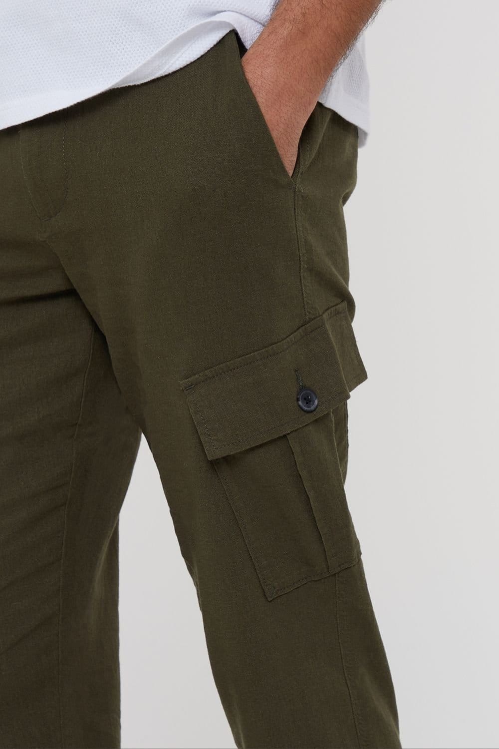 Threadbare Threadbare Men's 'Ramsay' Linen Blend Cargo Trousers in Khaki - 4