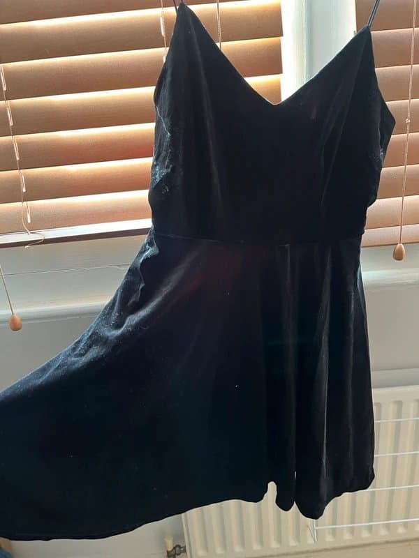 New Look Black velvet dress