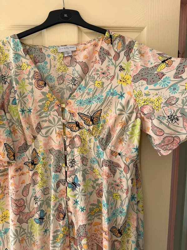 Never Fully Dressed Never Fully Dressed dress. Size 24