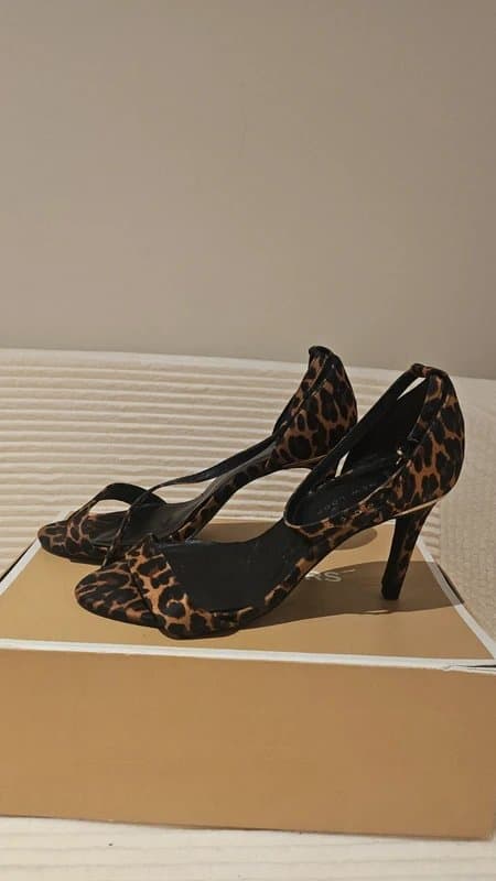 New Look Leopard print heels