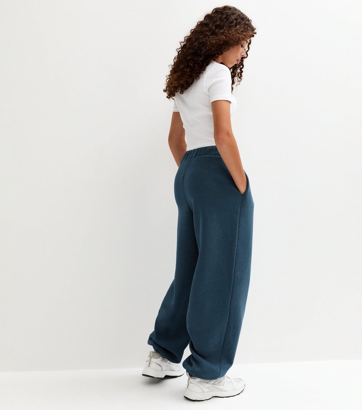 New Look Girls' Navy Contrast Trim Tie Waist Oversized Joggers New Look - 4