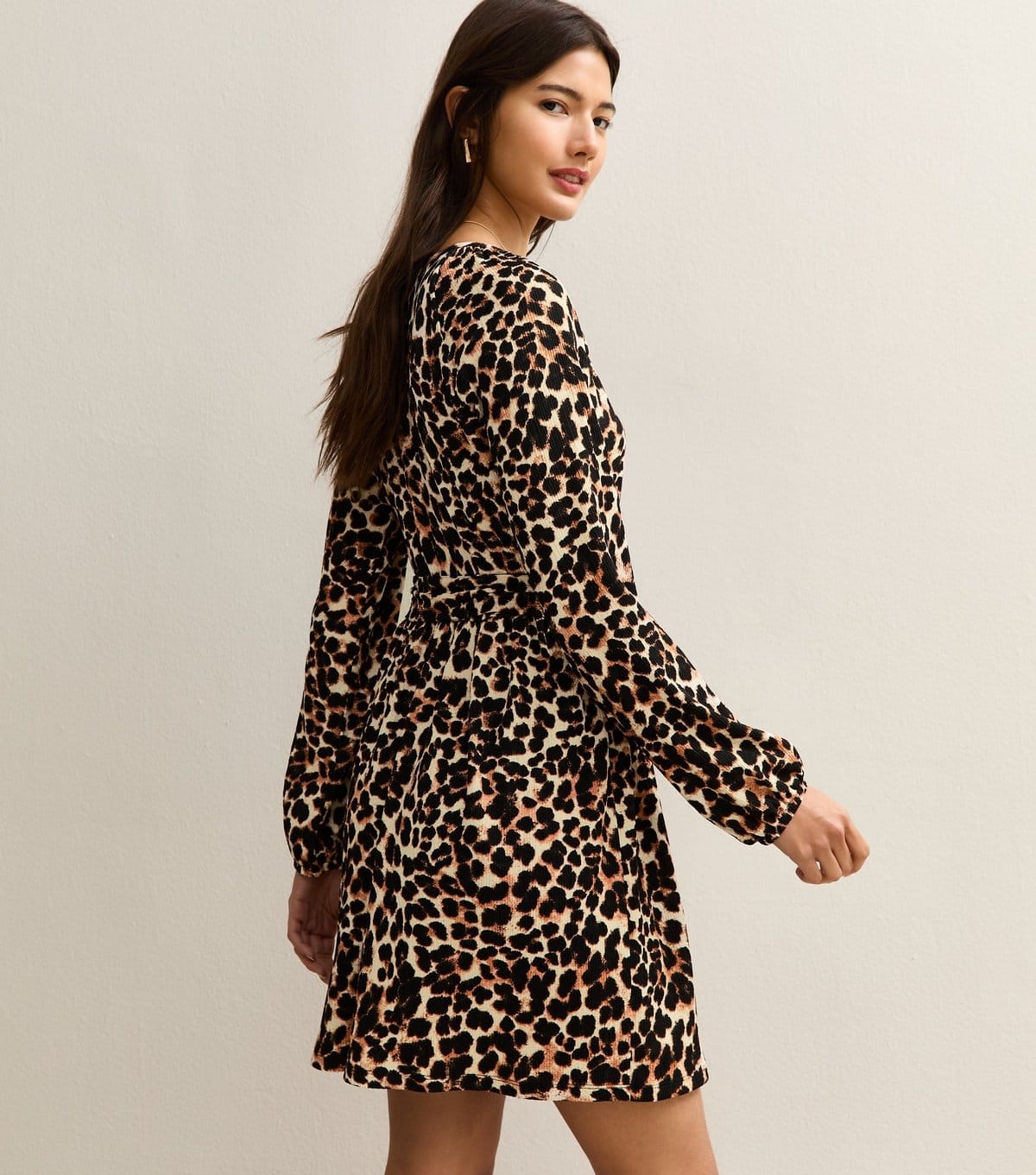 New Look Women's Brown Animal Print Belted Mini Dress New Look - 4