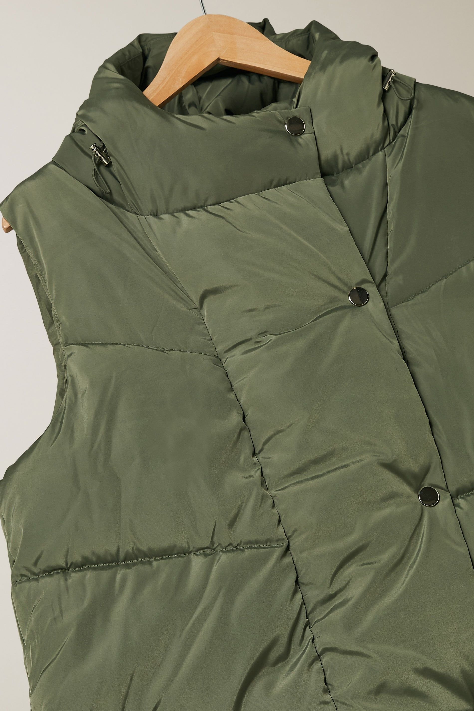 Evans Evans Women's Midi Padded Gilet in Green - 4