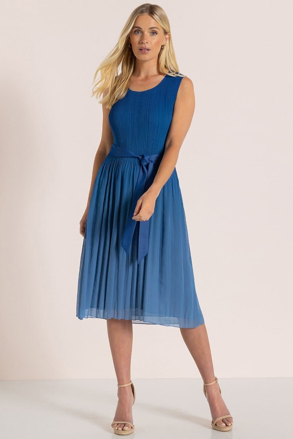 Klass. Klass. Women's Sleeveless Pleated Ombre Dress in Blue