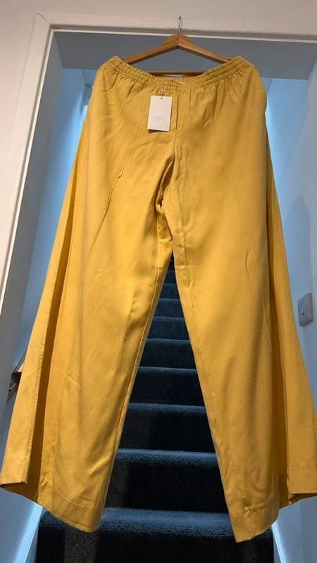 Zara Zara mustard Elasticated waistband wide leg trousers size 10/medium