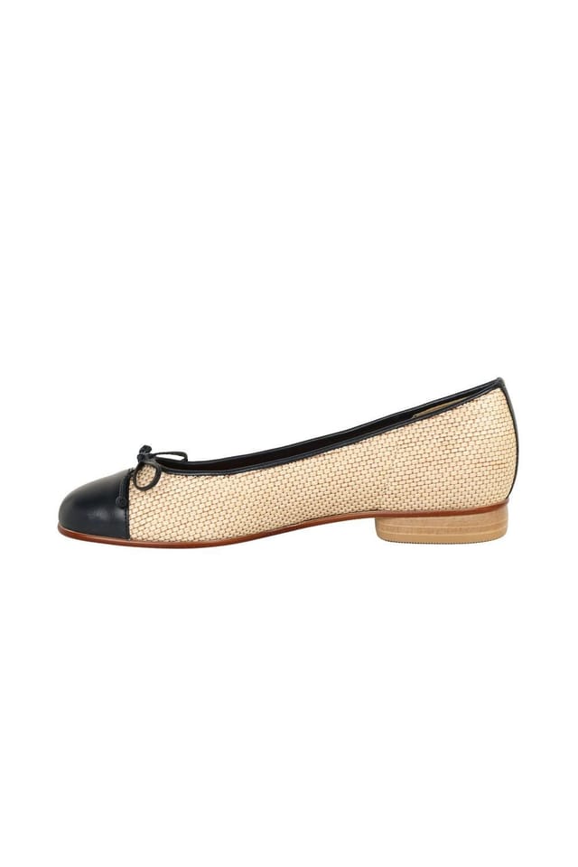 Gabor Gabor Women's Dulford Ballet Pumps in Light Beige - 2