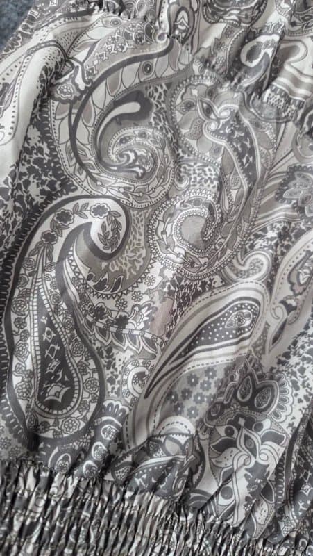 Source Unknown Maxi skirt size 16/18