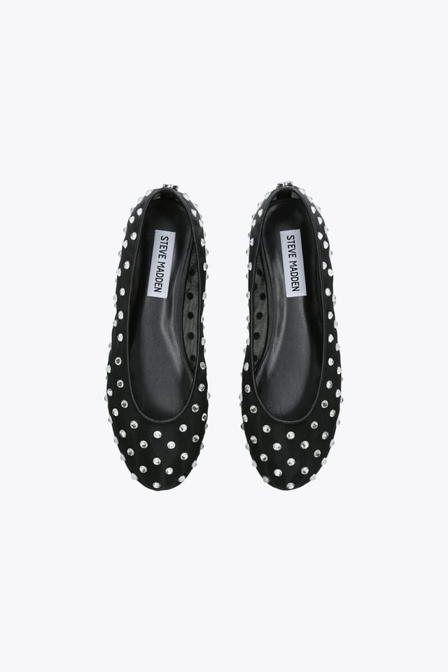 Steve Madden STEVE MADDEN Women's 'Viv' Flats in Black - 2