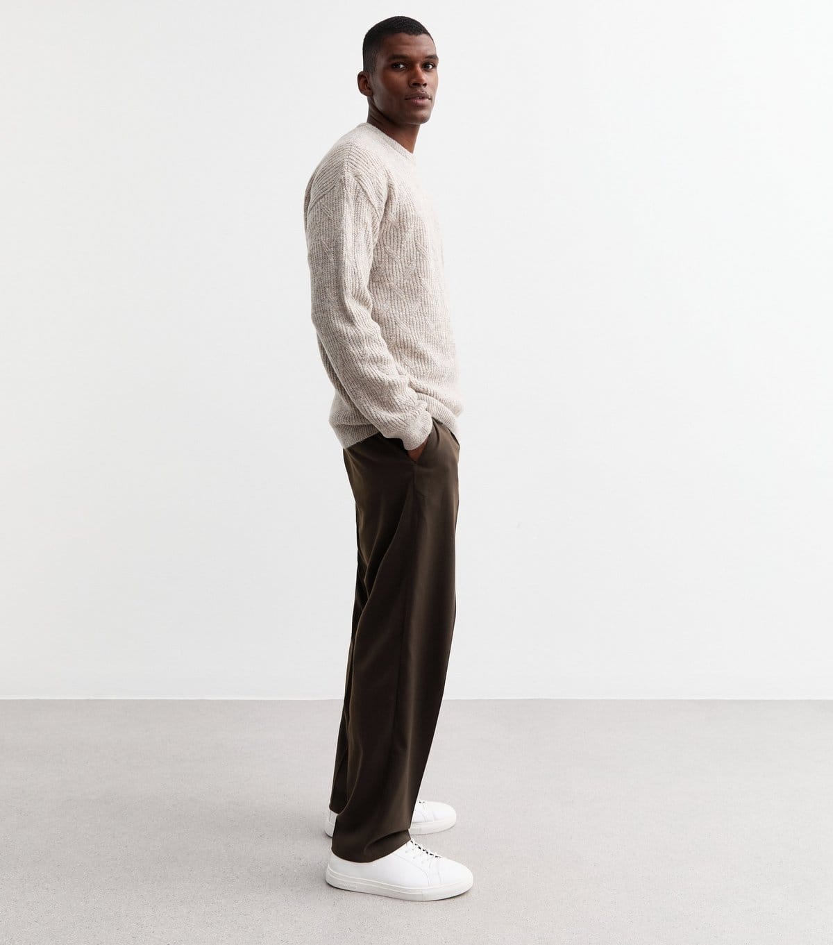 New Look Men's Dark Brown Relaxed Pleated Tailored Trousers New Look - 4