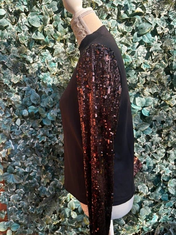 New Look Women’s New Look jumper black with brown sequin sleeves collar size 12 smart casual.