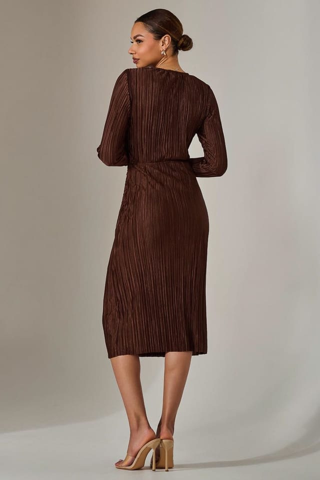 Jolie Moi Jolie Moi Women's Plisse Long Sleeve Midi Dress in Brown - 2