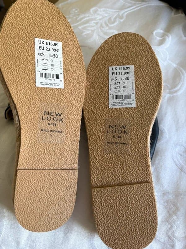 New Look New Look vegan leather sliders Uk 5