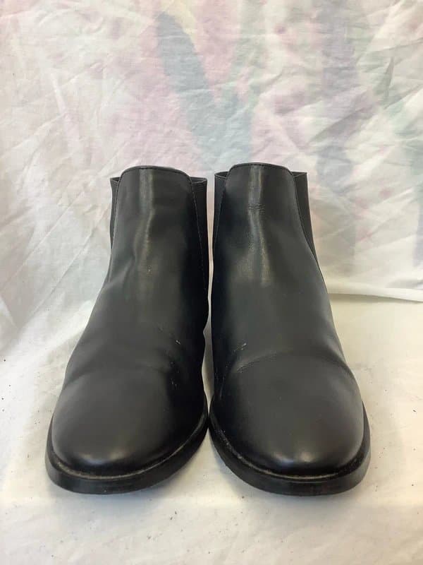 Topshop Ladies Topshop Black leather boots size  6