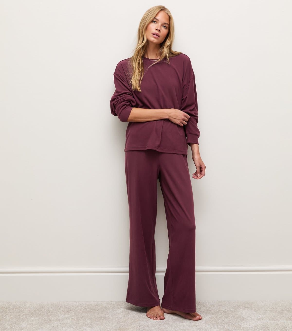New Look Women's Burgundy Wide Leg Joggers New Look
