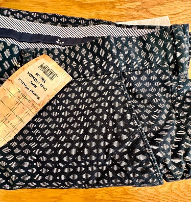 Samuel Windsor Patterned cotton chino shorts size W44”