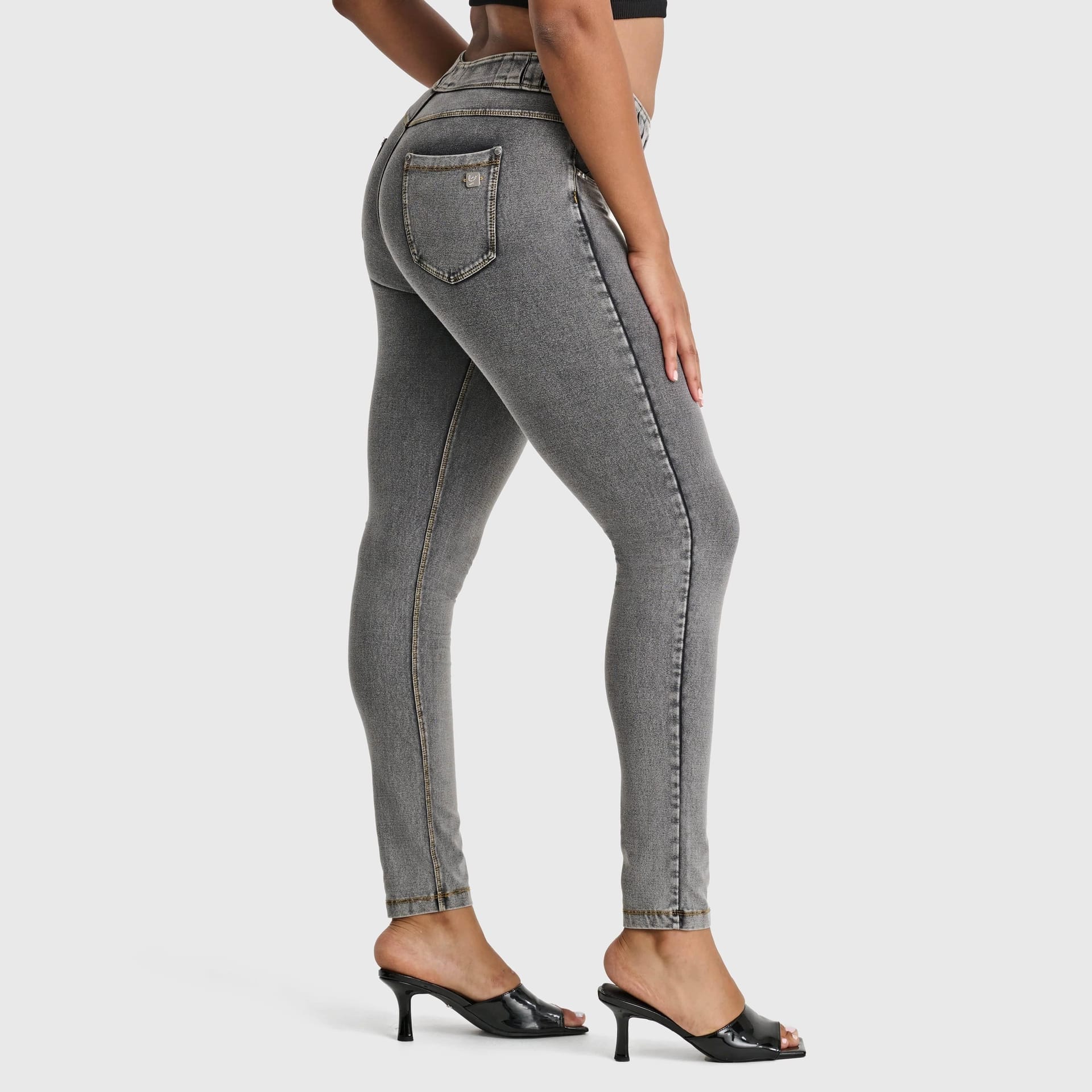 Freddy Freddy Women's N.O.W Denim High Waisted Full Length Jeans in Grey - 4