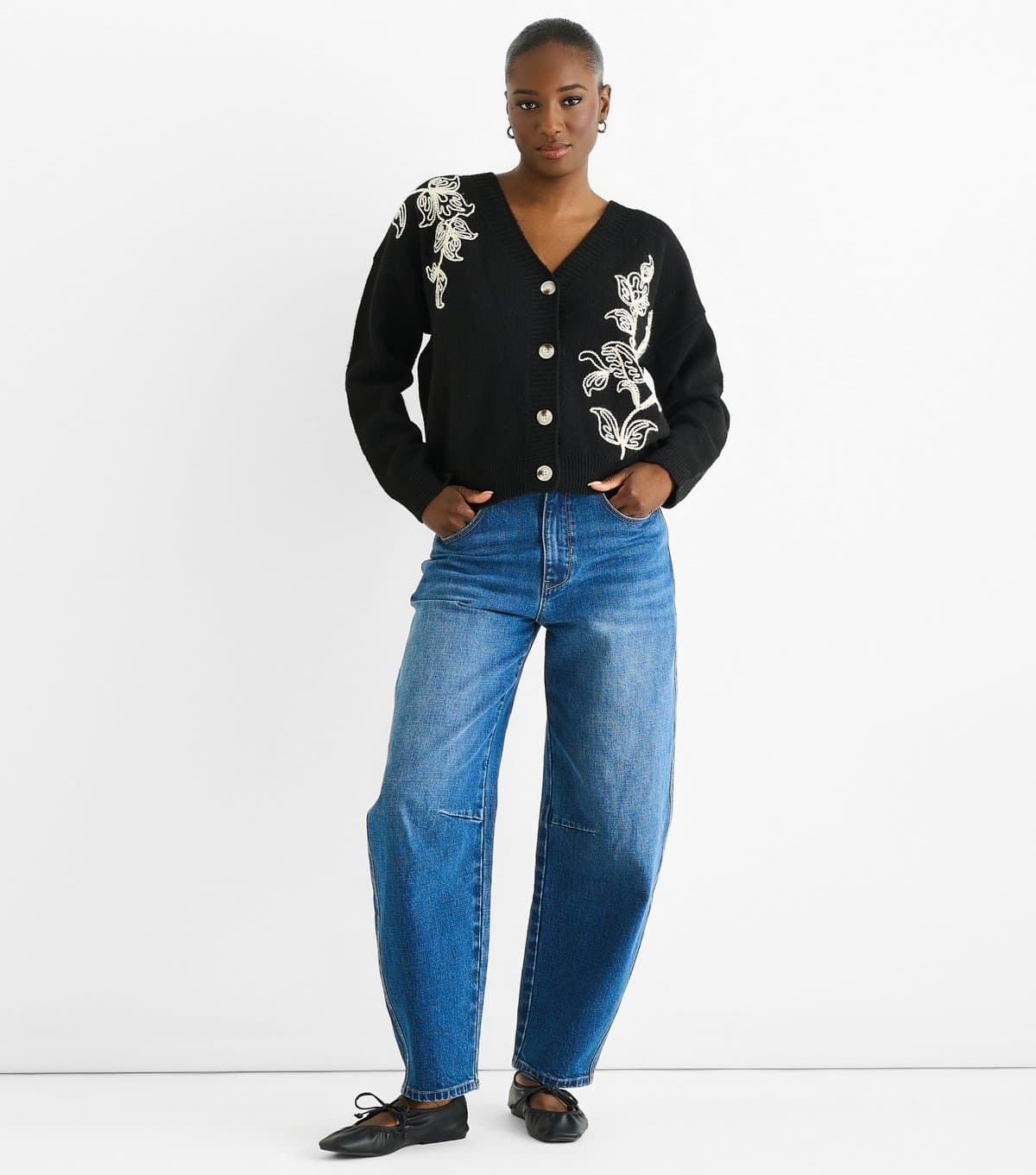 Gini London Women's Black Floral Embroidered Cardigan Gini London New Look