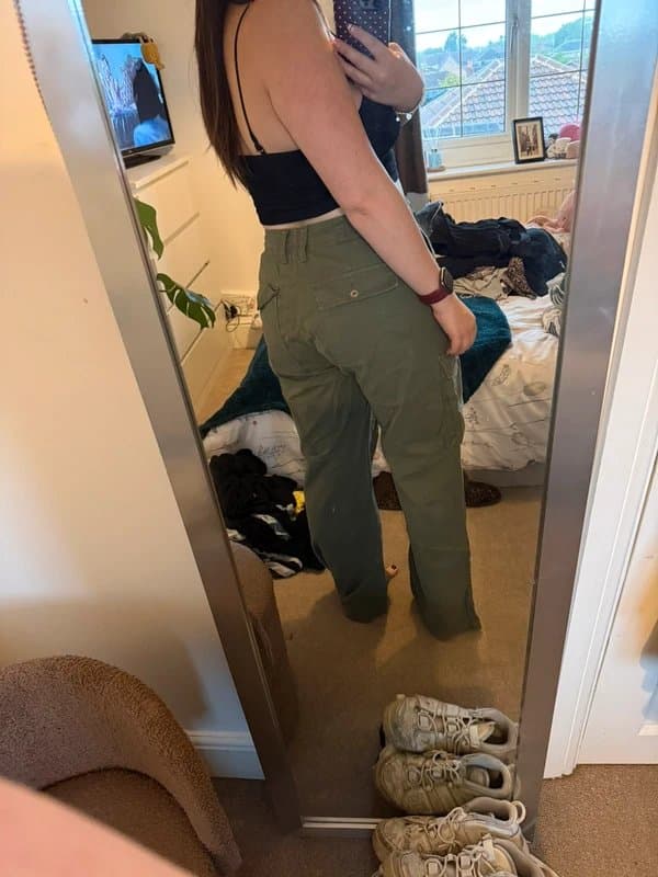 Bershka Khaki Cargo trousers