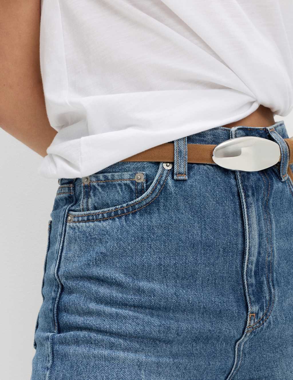 Marks & Spencer M&S High Waisted Relaxed Straight Jeans Medium Indigo - 2